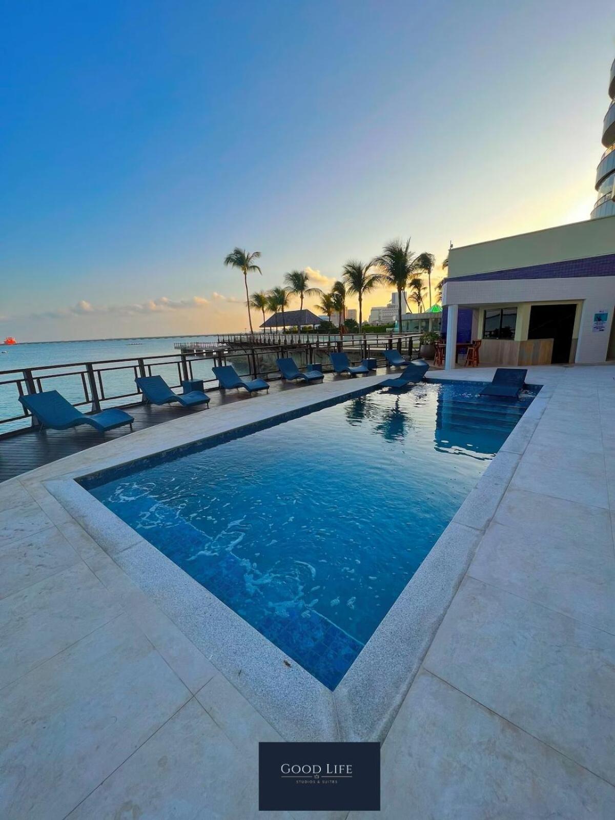 Iate Plaza - Calcadao - Frente Mar Flat 603 *